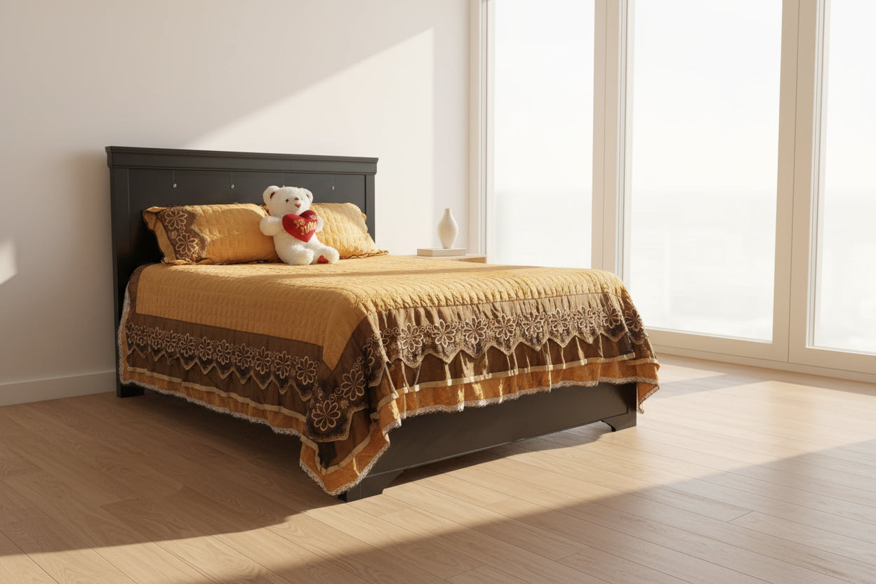 Luxury Quilted Bedspread Set – Embroidered Lace Coverlet with Matching Pillowcases